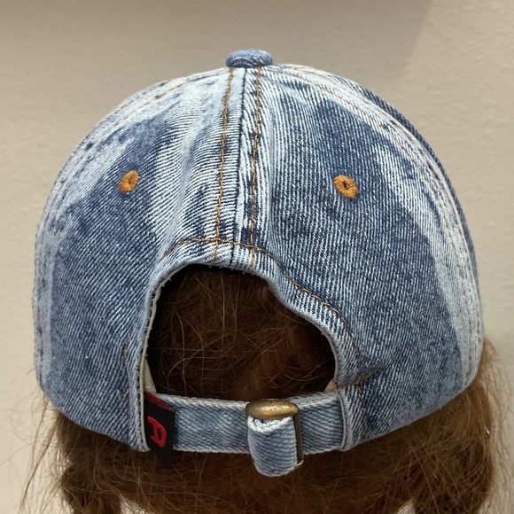 Diesel Cap - Picture 4 of 7